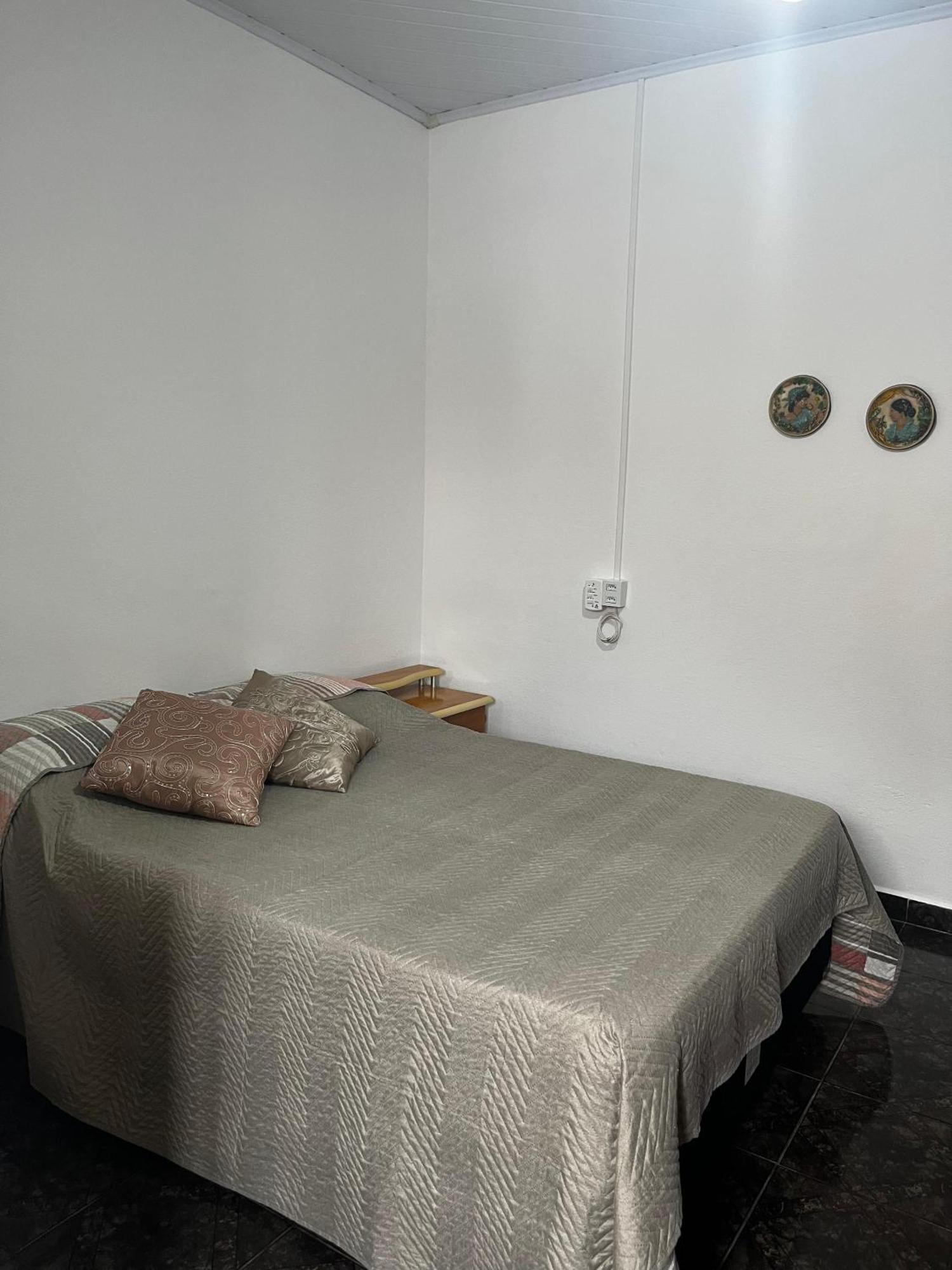 Casa Com Quarto E Suite São Miguel Arcanjo Extérieur photo